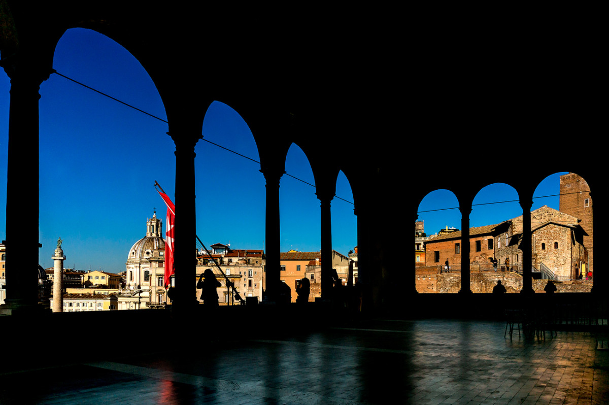 Η Loggia