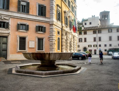 H ρωμαϊκή κρήνη στην piazza Sant’Eustachio